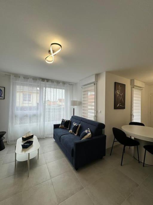 Plein Centre Apartment *